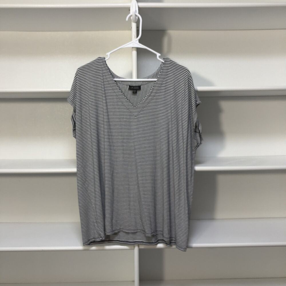 JJill Wearever Collection.Women’s Black & White Striped SS V Neck Large Tall
